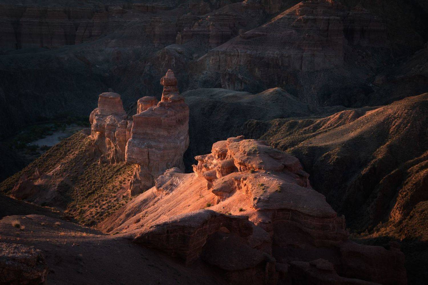 юго-восточный казахстан, северный тянь-шань, чарынский каньон, горы, река чарын, восход, Кетова Вера