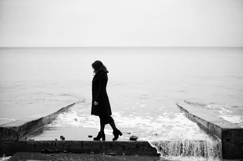 bnw, bw, black and white, people, shore, coast, baltic sea, sea, portrait, water, ostsee, портрет, балтика, чбб черно-белая фотография, море, морской берег, берег, осень, *** фото превью