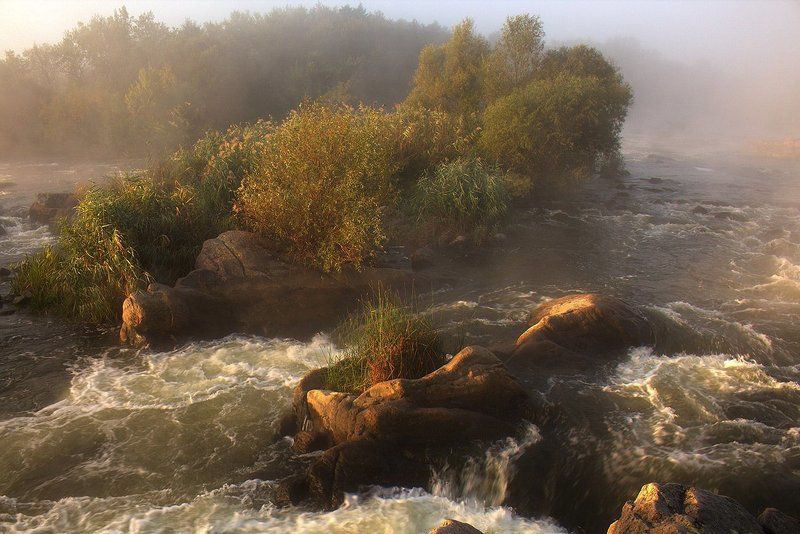 Река. Пороги. Гордый Gipanis. фото превью
