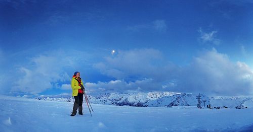 Лунный космос