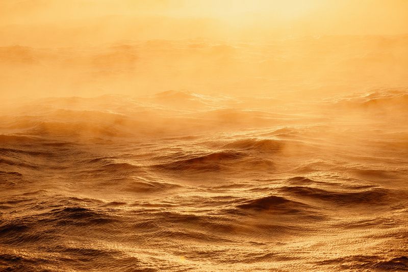 Туман на воде фото превью