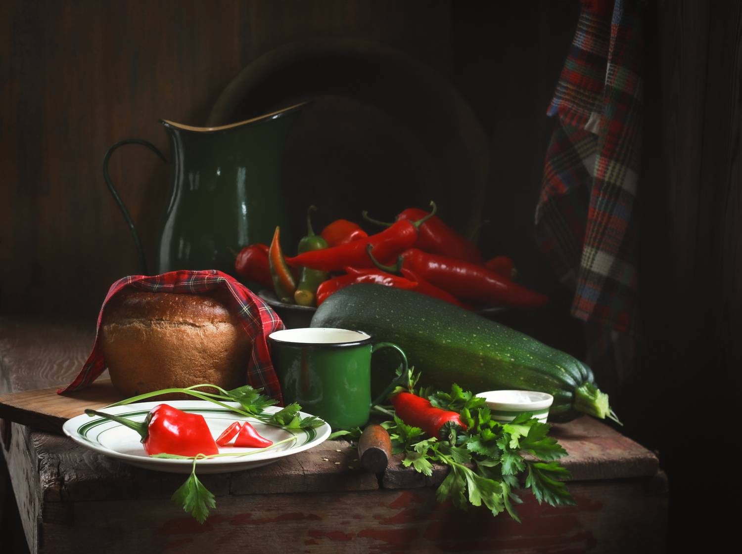 натюрморт, фотонатюрморт, still life, stillifefoto, художественное фото, фотохудожник, наталья казанцева, осень, лето, овощи, перец, кабачок, хлеб, петрушка, ссср, домашняя утварь, ретронатюрморт,, Наталья Казанцева