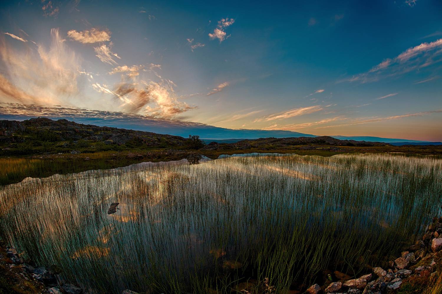 отражение. закат. озеро. кольский. россия., Руслан Доронин