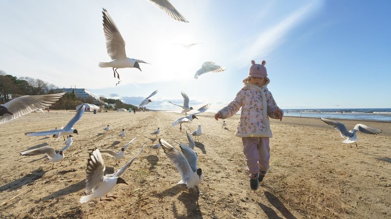 на пляже фото превью