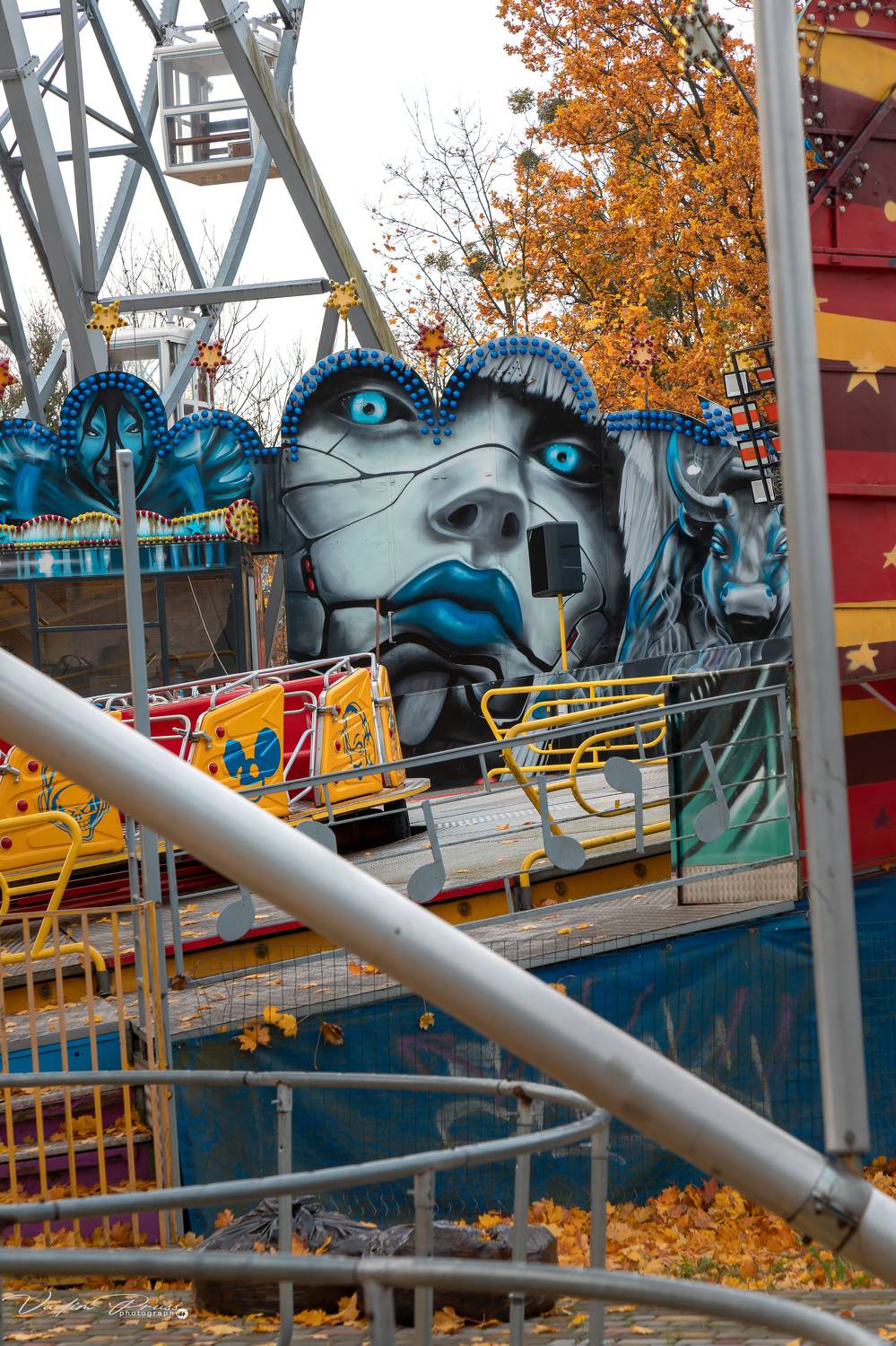 Парк, озеро, Калининград, фотография, стрит, взгляд, осень, город, Россия, карусель, Vadim Svirin