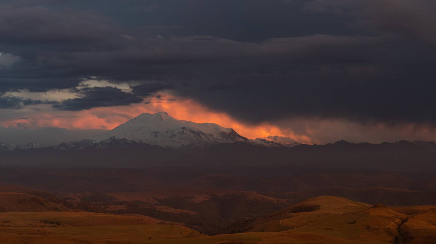 эльбрус, закат, вечер, облака, пастель, небо, горы, Арсен Алабердов