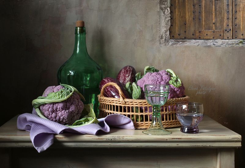 капуста, баклажаны, овощи Цветная капуста и баклажаны фото превью