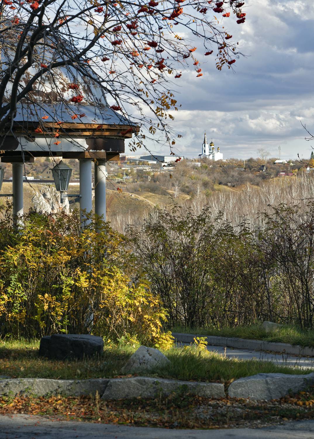 осень,ротонда,природа,скалы, церковь, Татьяна Попова