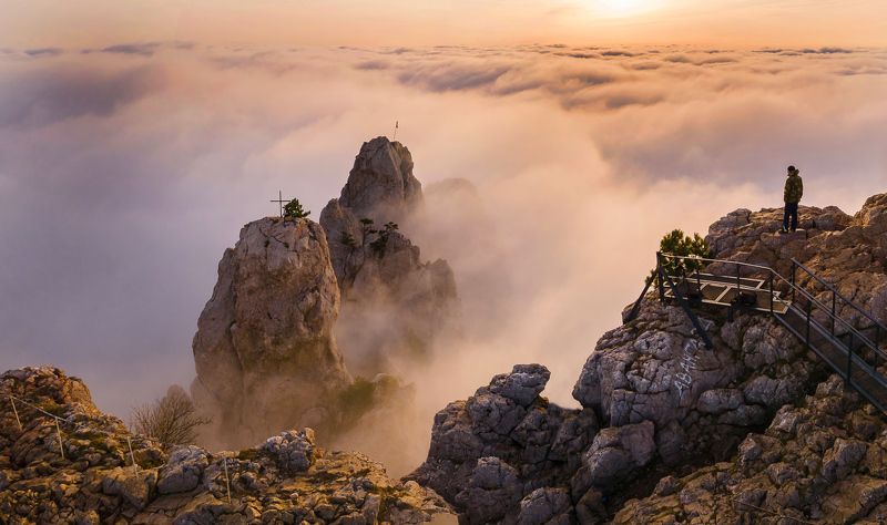 ялта, крым, ай-петри, осень в ялте, зубцы ай-петри, туман на ай-петри, пейзажи крыма Выше облаков фото превью