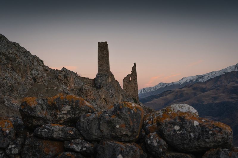 Вечерний Халгон /  Северная Осетия. фото превью