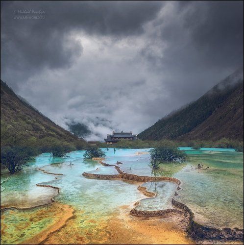 Живописная местность заповедника Хуанлун