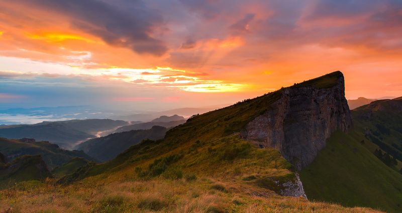 Слушая тишину и встречая рассвет фото превью