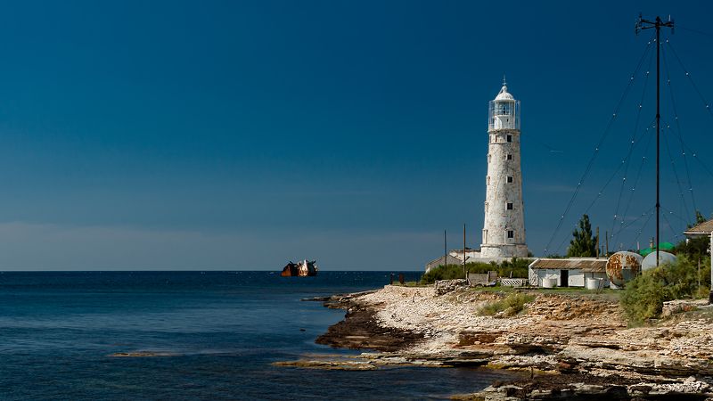 У маяка фото превью