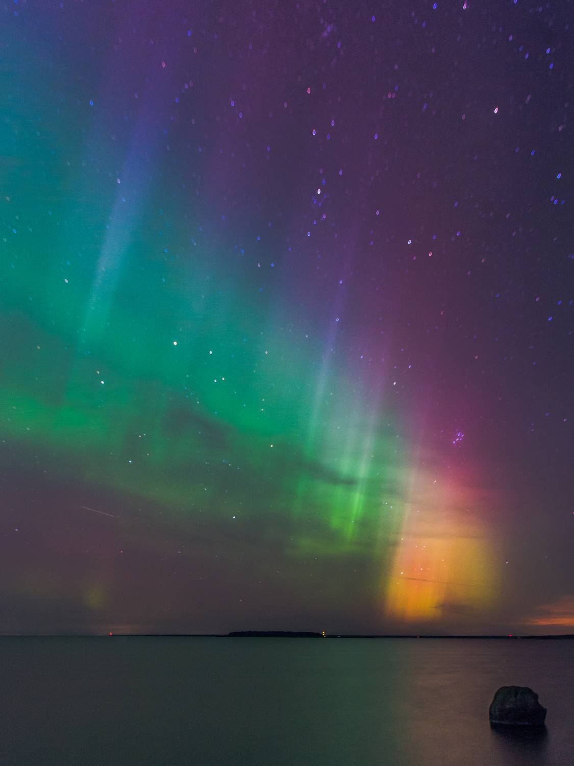 #eesti, #estonia, #estonia_at_night, #virmalised, #aurora, #auroraborealis, #northernlights, #colourfulsky, #greensky, #northernlightsphotos, #nightskychasers, #nightsky, #nightphotography, #visitestonia, #aurorahunting, #earthpix, #beautifuldestinations,, Nikolai Mordan