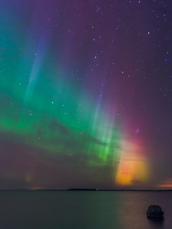 #eesti, #estonia, #estonia_at_night, #virmalised, #aurora, #auroraborealis, #northernlights, #colourfulsky, #greensky, #northernlightsphotos, #nightskychasers, #nightsky, #nightphotography, #visitestonia, #aurorahunting, #earthpix, #beautifuldestinations, --- фото превью