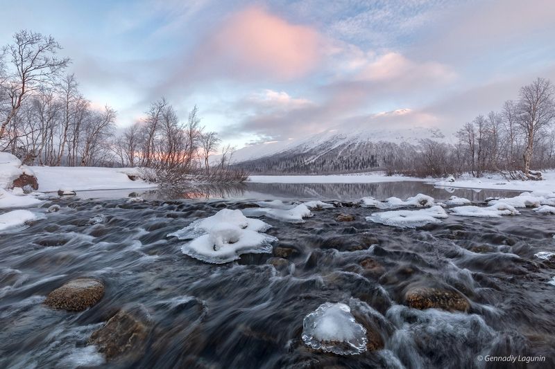 снег, snow, река, river, лес, forest, лёд, ice, облака, clouds, гора, mountain, хибины Утро на реке фото превью