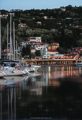 Майский вечер в итальянской бухте