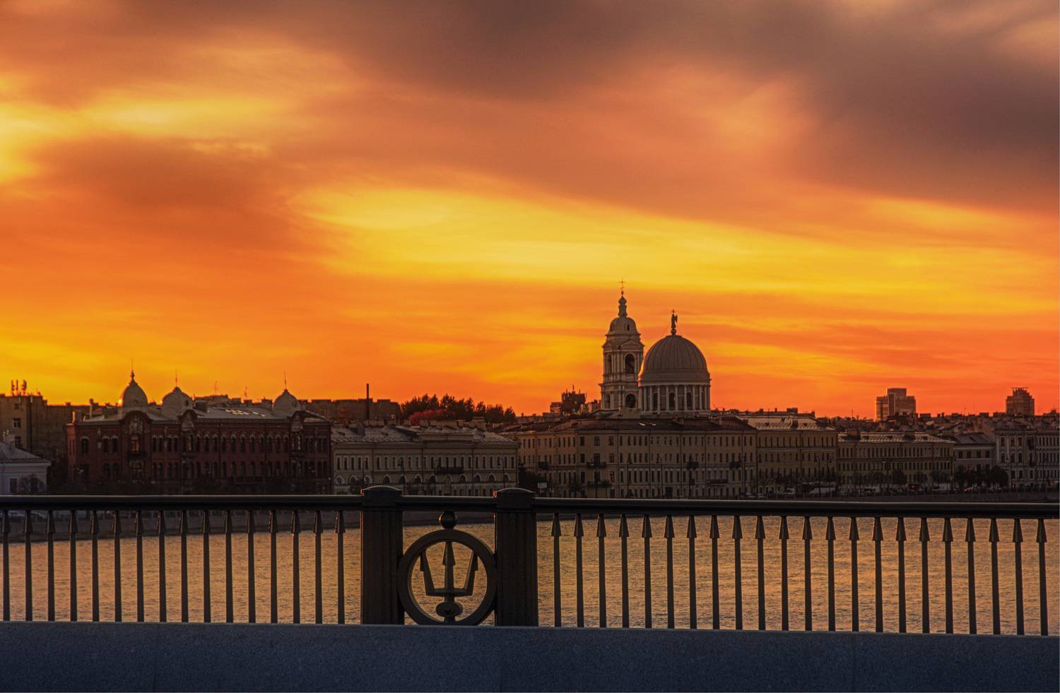 мост собор закат, Вера Петри