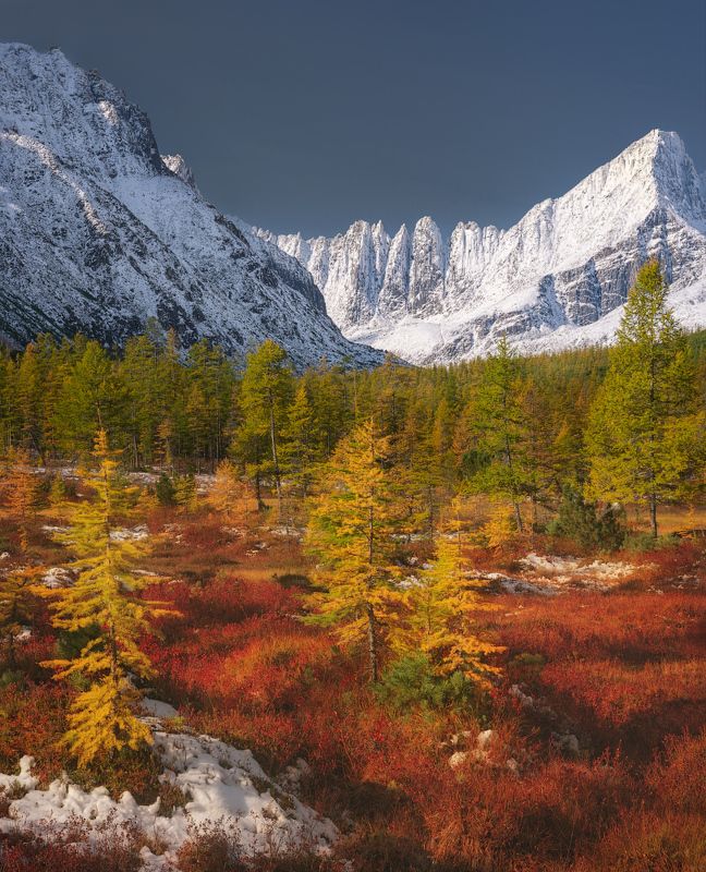 Под белоснежной стеной Пилы фото превью