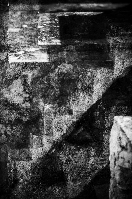 Старая лестница фото превью