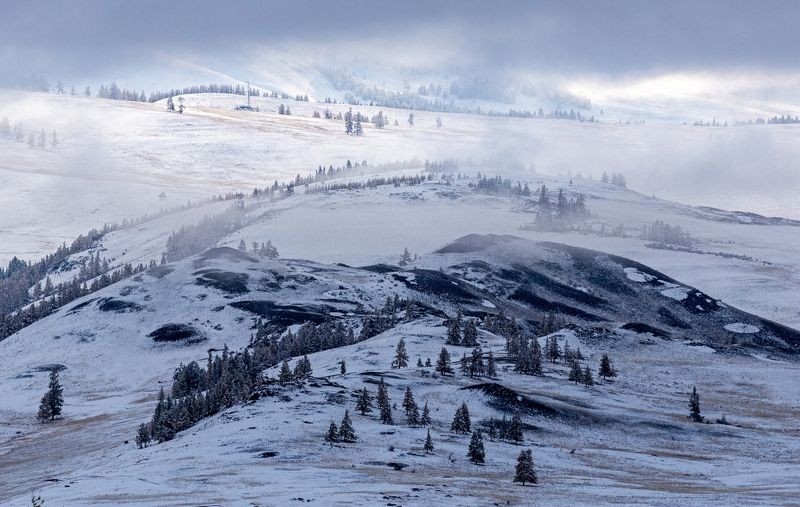 В горах фото превью