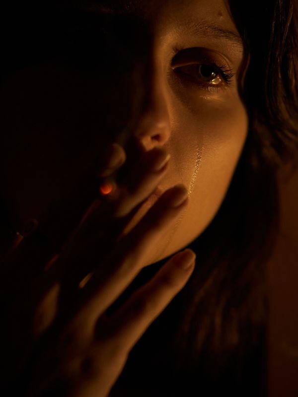 girl, nude, night, coffee, smoke, smoking, cry, portrait, donetsk, dpr, russia, worm, cigarette, kitchen, dress, undressed, sad, tattoo, teen, eye, nice, lamp, lamp light, at home Dara фото превью