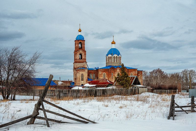 церковь, храм, деревня, купола, пейзаж, природа, провинция, село *** фото превью