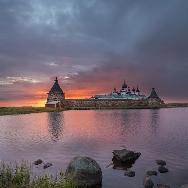 #соловки #solovki #белоеморе #russia #соловецкиеострова #север #русскийсевер #solovetskyislands #russiannorth #соловецкиймонастырь #монастырь #соловецкийостров #русский_север #насоловки #lake #архангельскаяобласть #travel #крепость Из серии Соловки фото превью