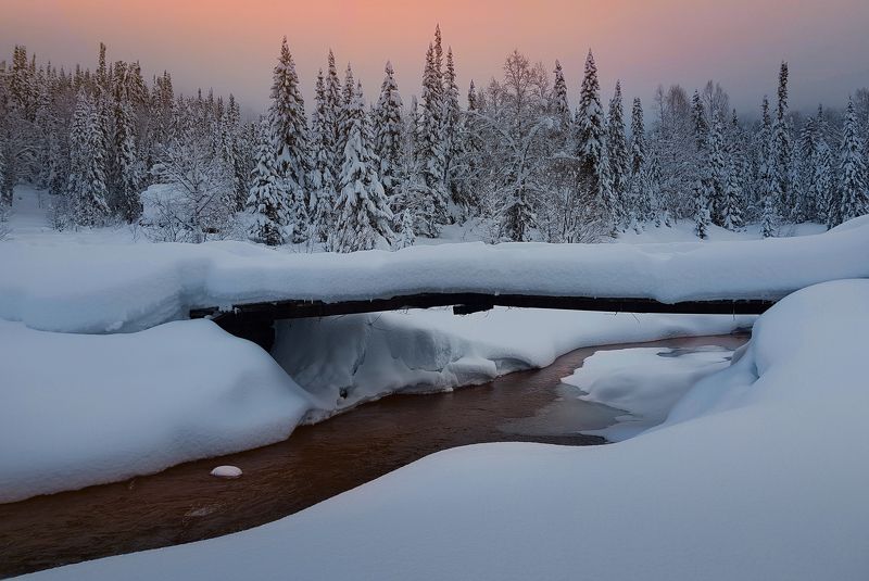 кузбасс, река, амзас, поход, лес, горы, зима, мороз, сугробы, сибирь, пейзаж, природа Морозец на реке Амзас. фото превью