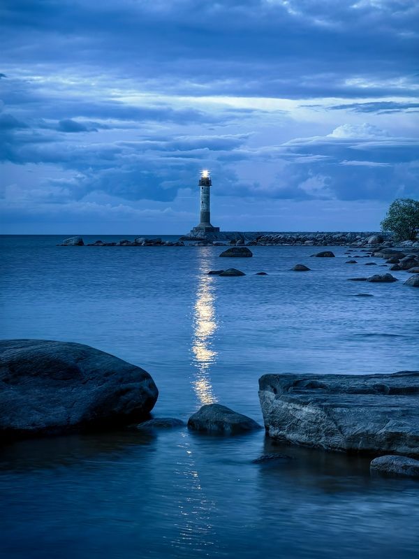 Маяка лунная дорожка фото превью