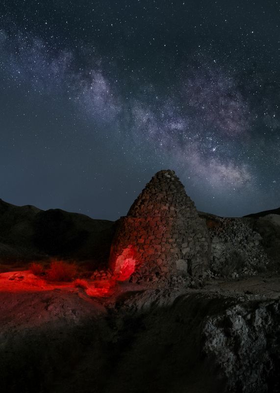 Старая плавильная печь фото превью