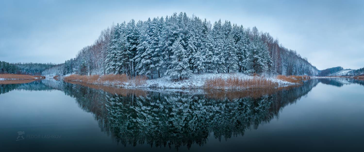 белгородская область, белогорье, зима, зимнее, первый снег, снежное, отражение, пруд, озеро, водоём, деревья, берег, белый, синий, лес, лесное, отражение, сосна,, Лашков Фёдор
