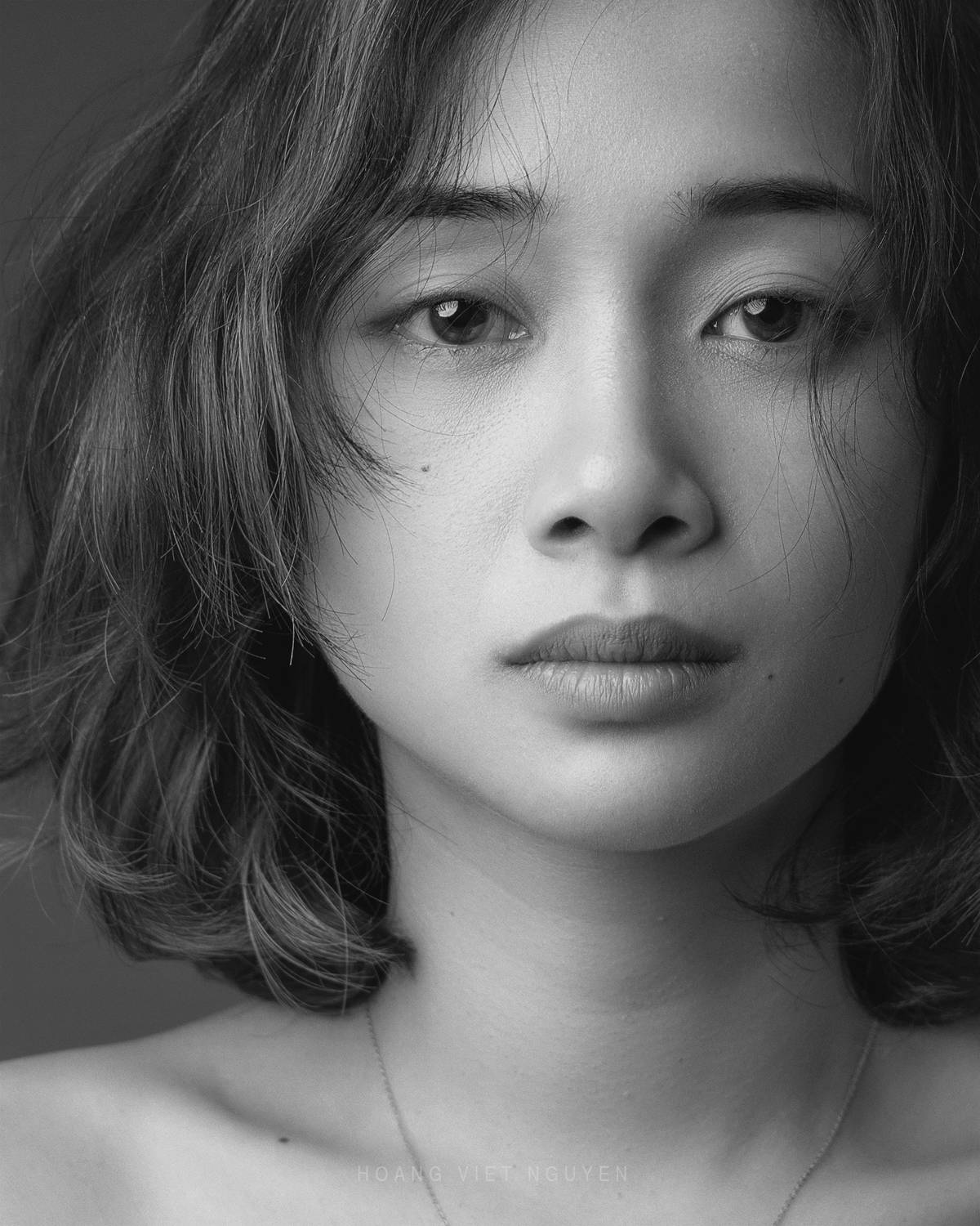 asian, vietnam, vietnamese, portrait, face, women, female, studio, glamour, bw, black and white, mood, mood portrait, Hoang Viet Nguyen
