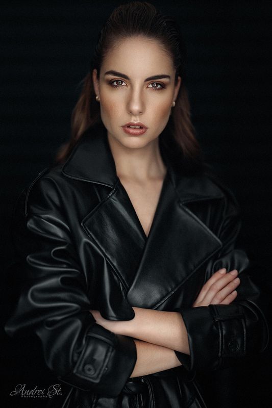 REBECCA фото превью