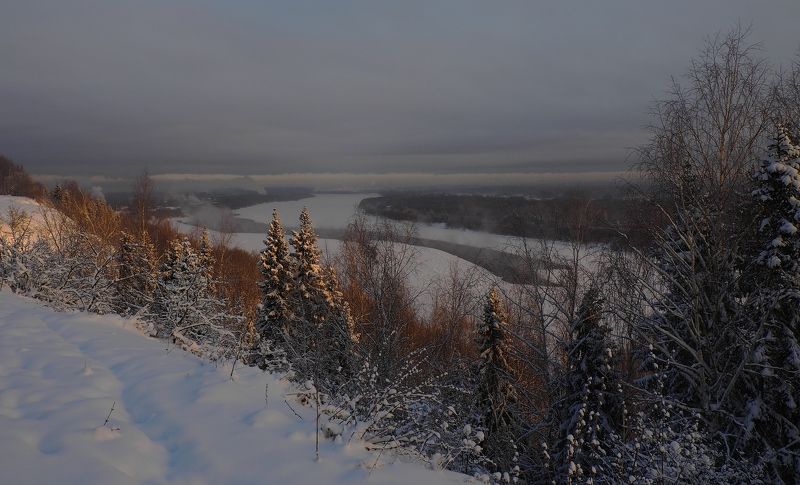 Зима на реке фото превью