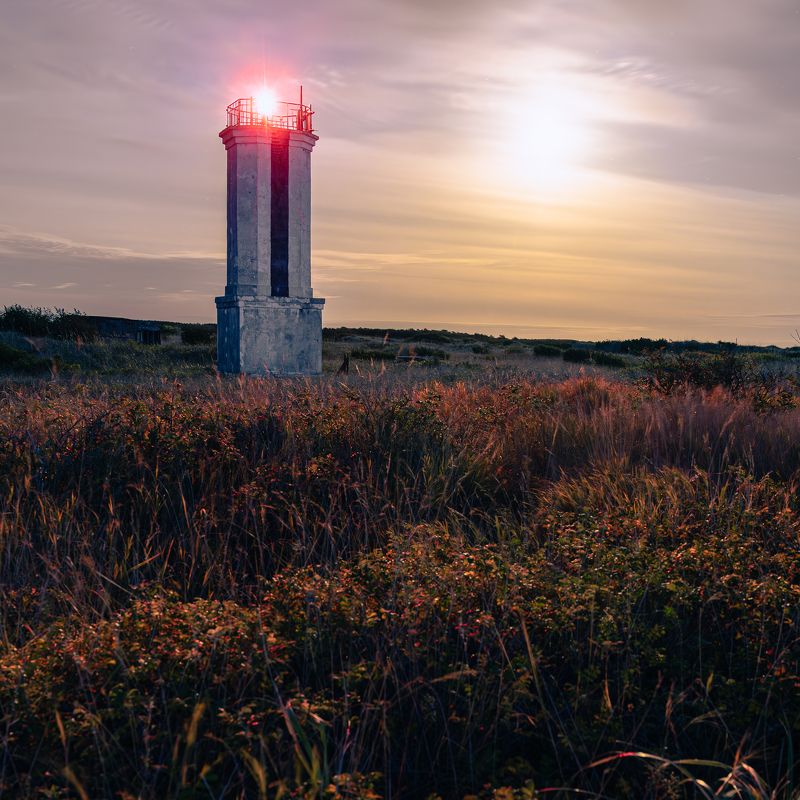 маяк, лунный свет Лунный свет, как маяк... фото превью