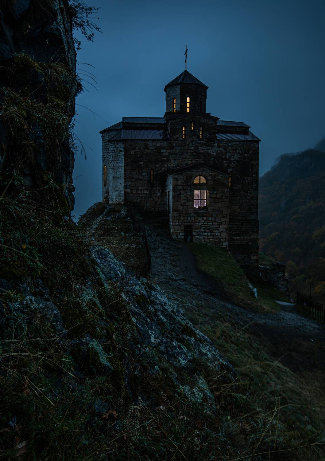 Шоанинский храм, Карачаево-Черкесия, горы, туман, ночь, Сергей