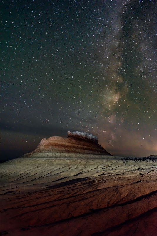 мангистау,мангышлак,казахстан,скалы,звёзды Урочище Кызылкуп фото превью