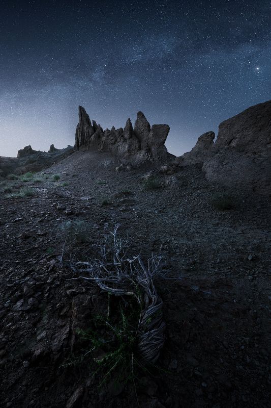 казахстан, айракты, горы, степь, рассвет, фототур, мангистау, мангышлак Ночь в долине замков Айракты, Шетпе фото превью