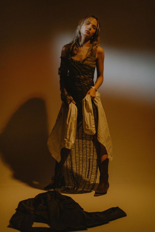 Anya фото превью