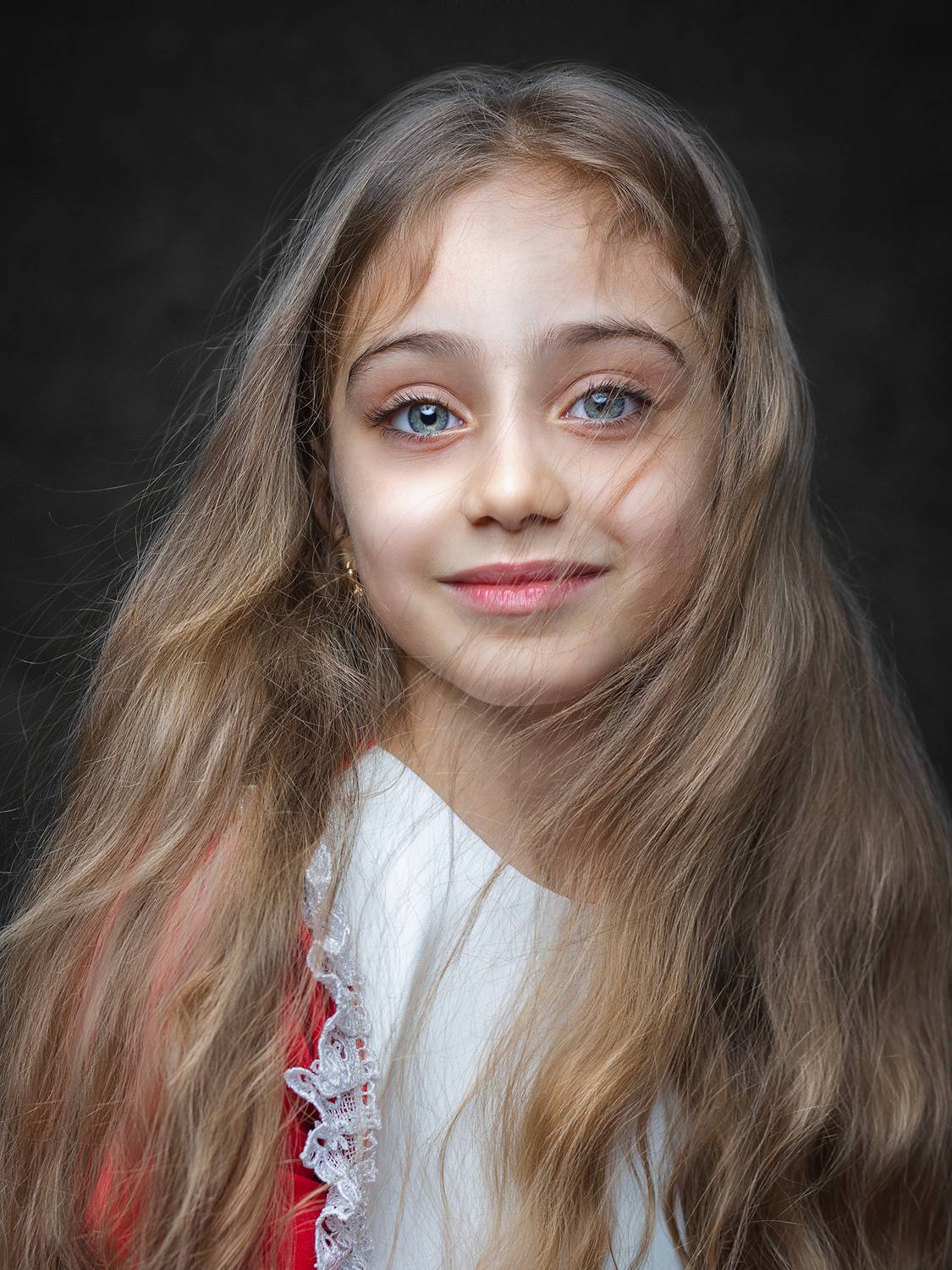 #دختر #چشم_رنگی, Hasan Nazari