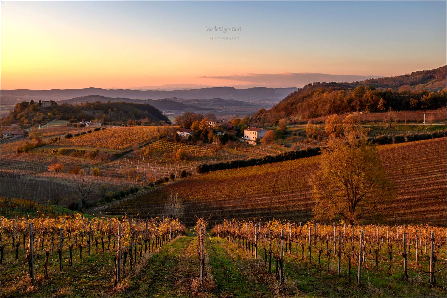 italy, passo del vento,italia,вечер,италия,veneto,осень,венето,belvedere,деревня, Гори Василий