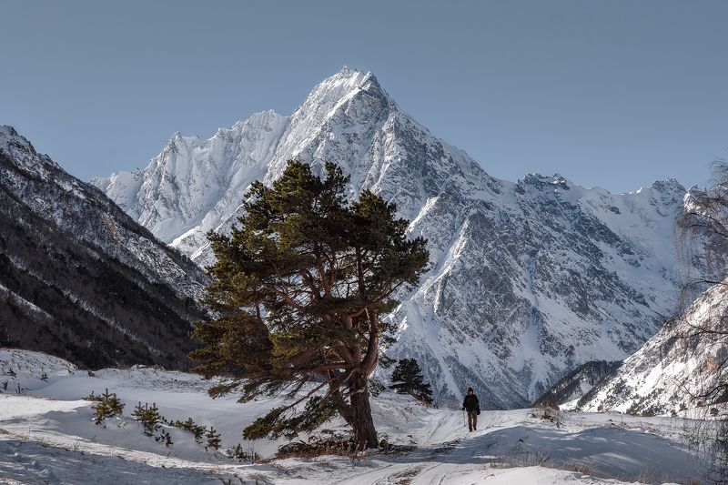 кавказ, горы, утро, зима, снег, зима в горах, горы зимой, кабардино-балкария, горная дорога, кавказский хребет, чегем, чегемское ущелье, тихтенген, малка, гедмишх, черек, уштулу Зима в горах Кабардино-Балкарии фото превью
