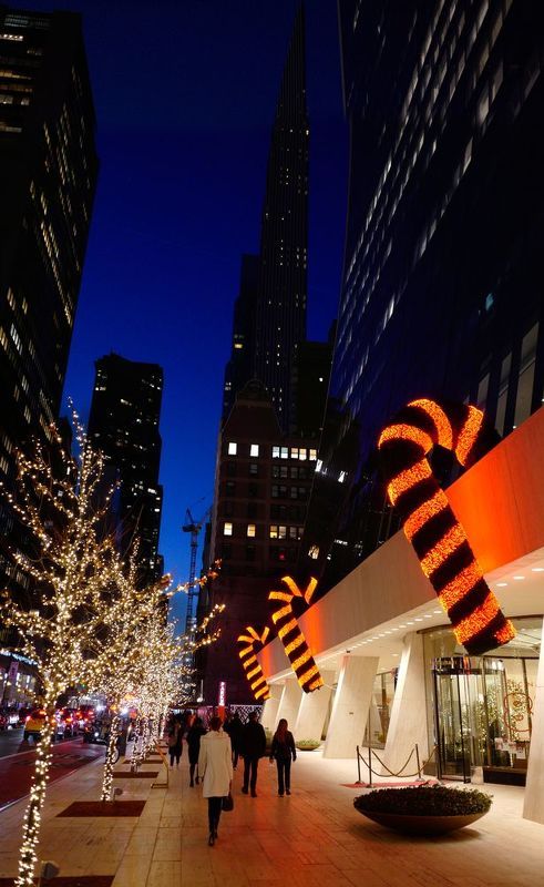 Night perspective Almost Christmas фото превью