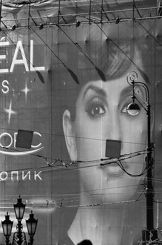 Про нос, монокль и усы