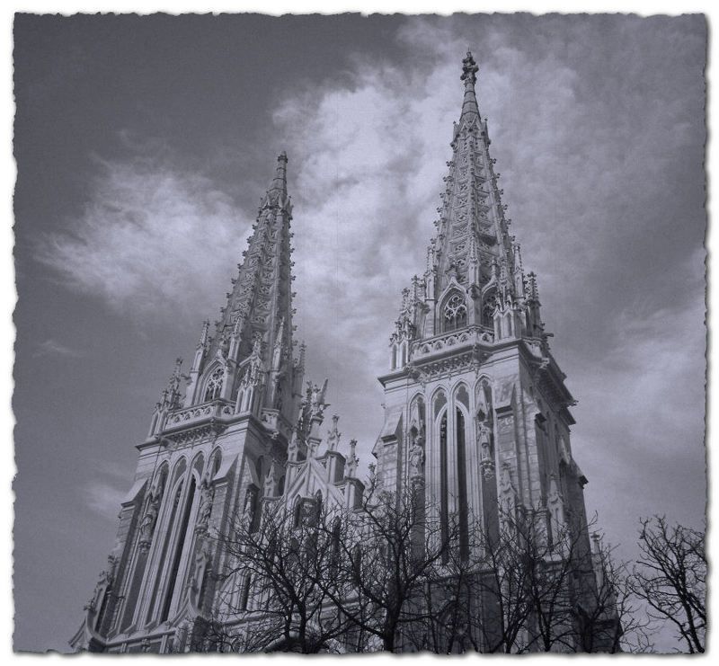 николаевский костёл, дом органной музыки. Готика, уходящая ввысь фото превью