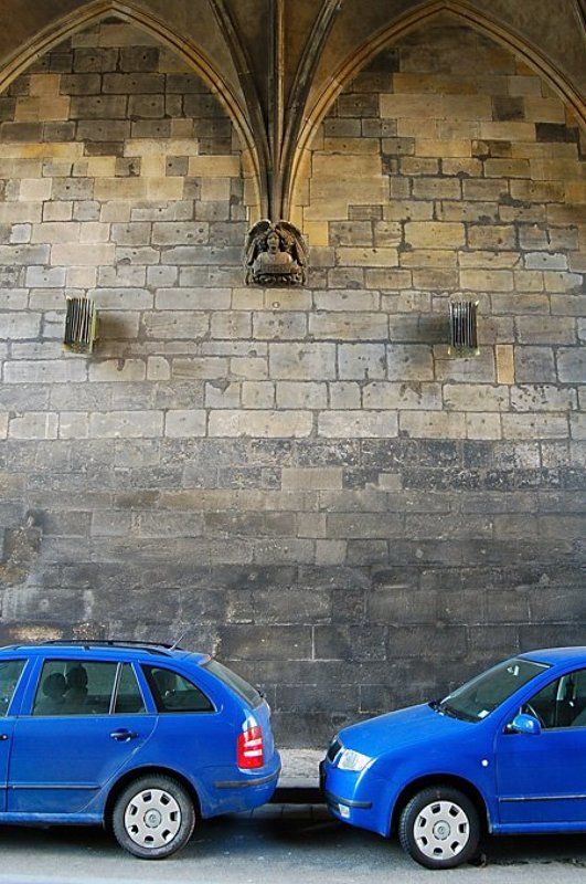 Прага, автомобили, город Пражский этюд... фото превью