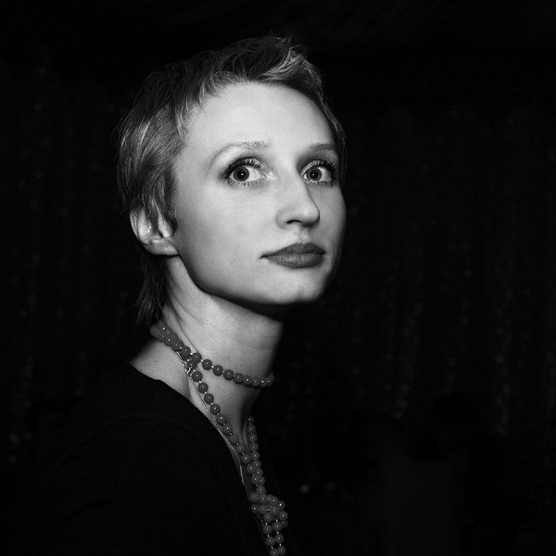 девушка глаза бусы леди в бусах... фото превью