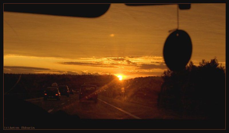 дорога, закат, машина вперед... фото превью