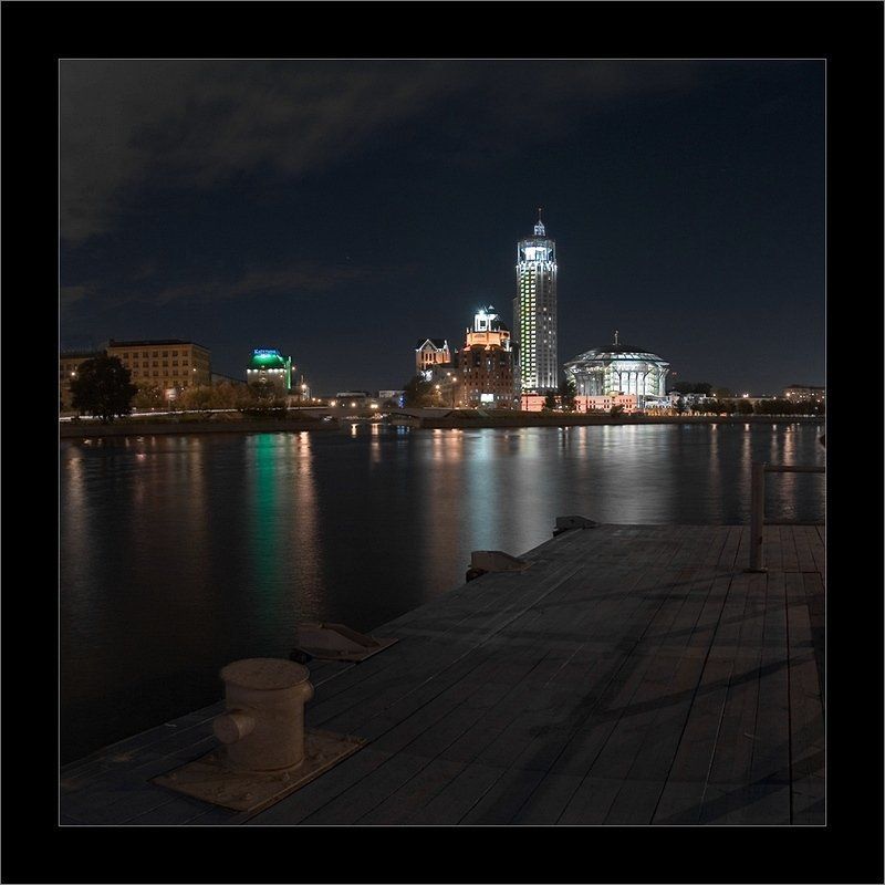 ночь, река , фонари, вода, музыка, i_go Музыка. Свет. Причал. фото превью